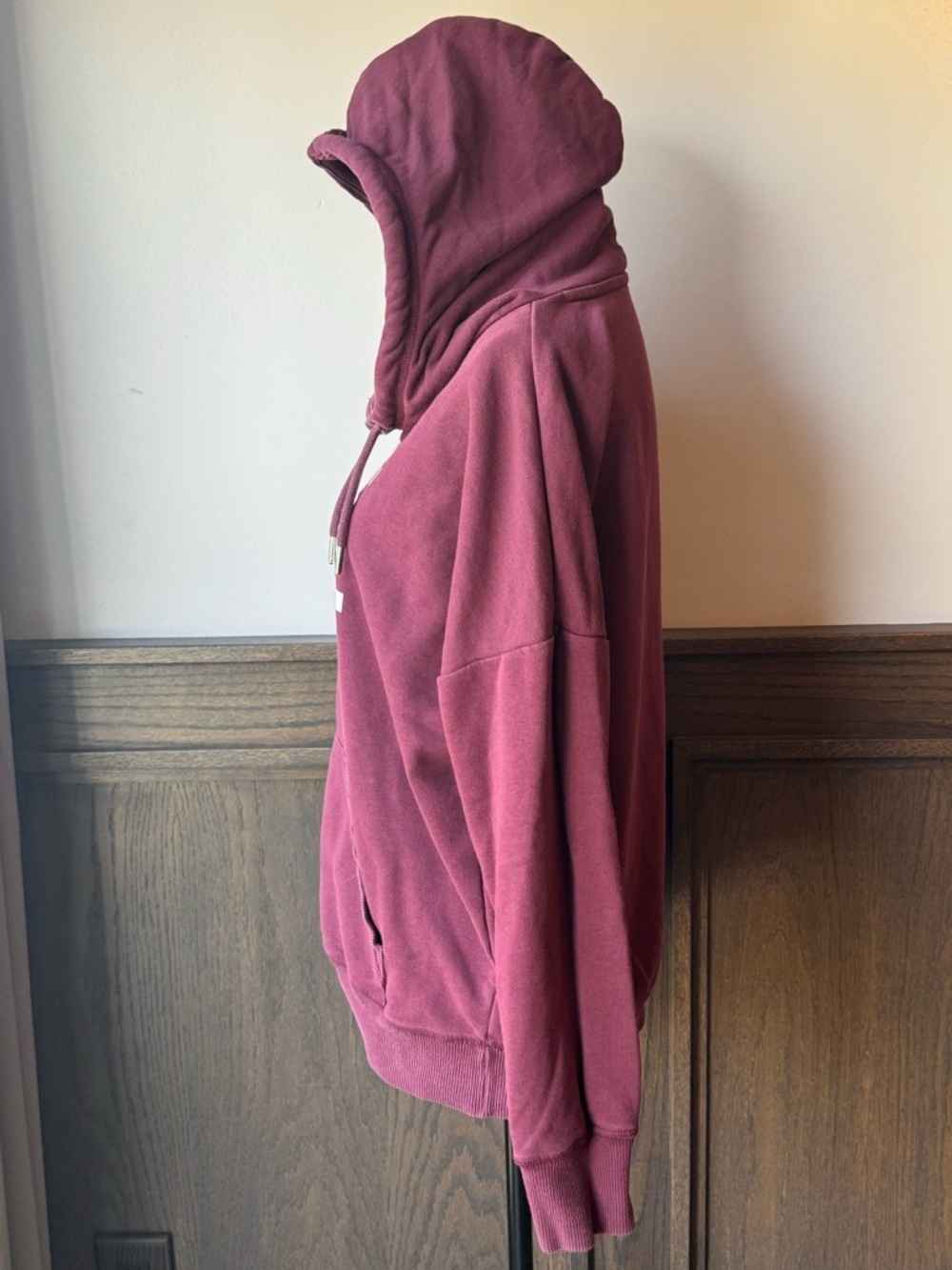 Puma Maroon Pullover Hoodie with White Logo Large - Picture 4 of 7